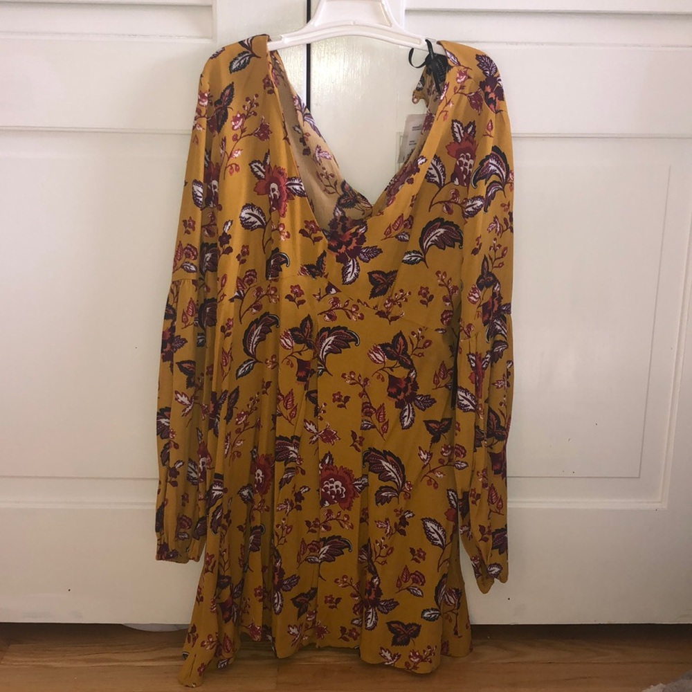 Brand New: Size M Forever21 Boho Dress